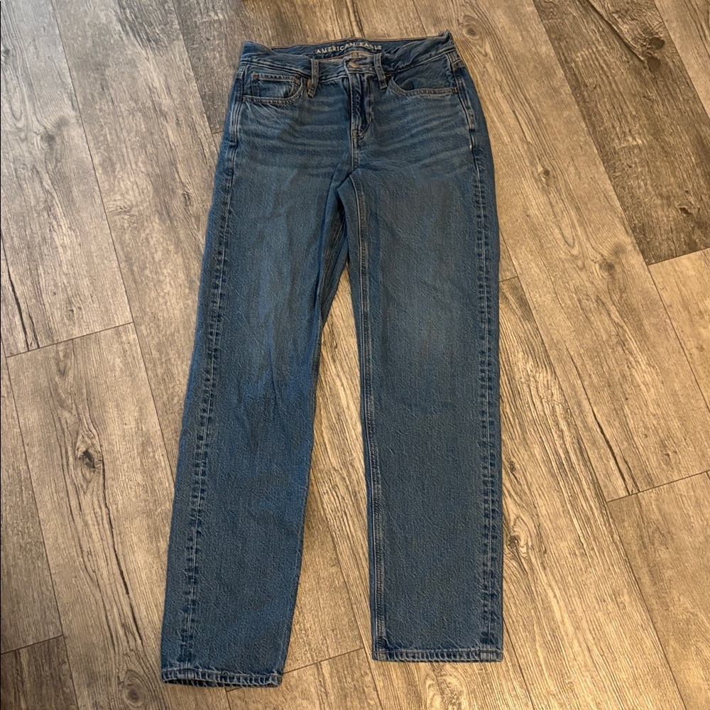 American Eagle Outfitters women's Straight Blue Jeans
